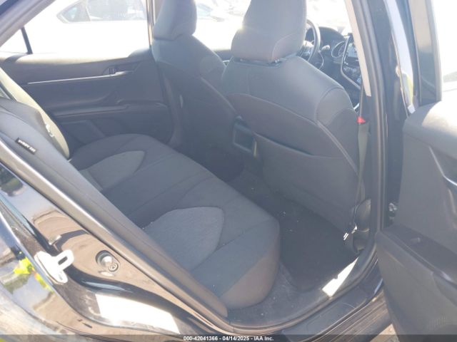 4T1C11AK0MU563298 Toyota CAMRY LE