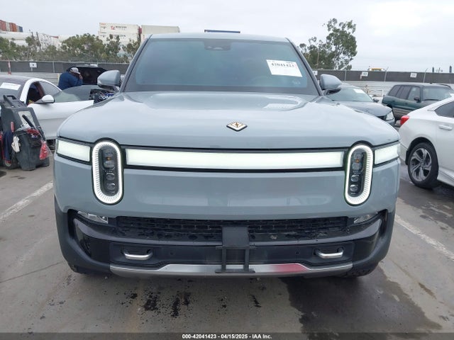 7FCTGAAL3PN017339 Rivian R1t Launch Edition