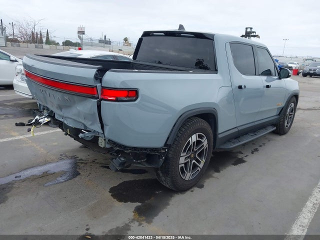 7FCTGAAL3PN017339 Rivian R1t Launch Edition