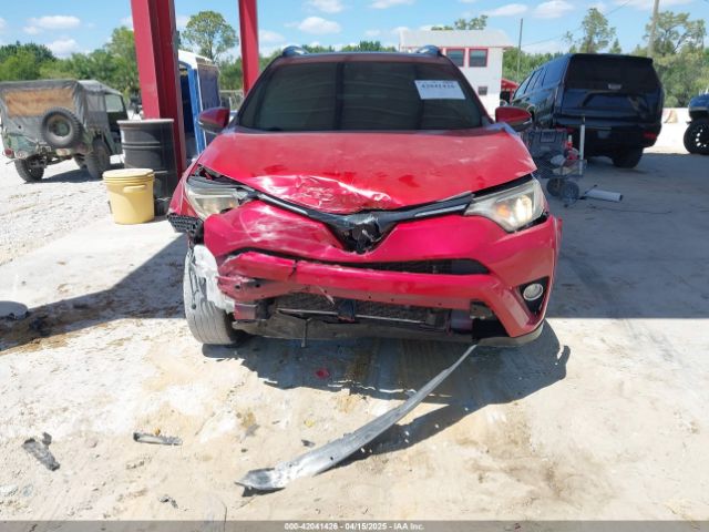 JTMWFREV1HJ120672 Toyota Rav4 Xle