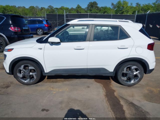 KMHRC8A33NU171505 Hyundai Venue Sel