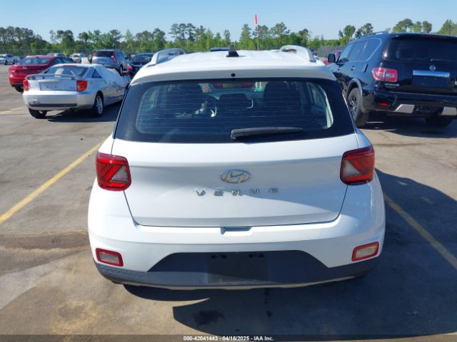 KMHRC8A33NU171505 Hyundai Venue Sel