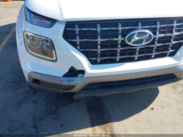 KMHRC8A33NU171505 Hyundai Venue Sel