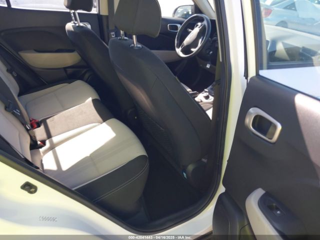 KMHRC8A33NU171505 Hyundai Venue Sel