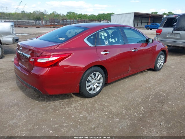 1N4AL3AP8HC144498 Nissan Altima 2.5 S
