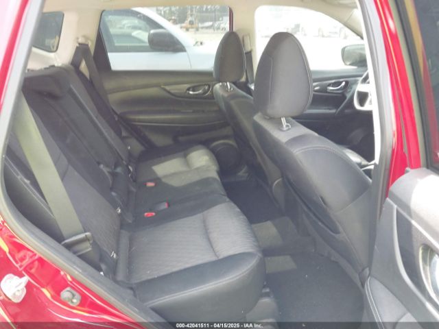 JN8AT2MT3HW394022 Nissan ROGUE SV