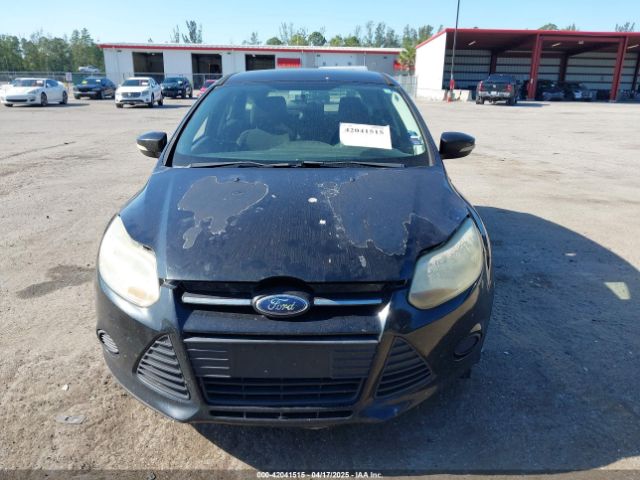 1FADP3K25EL161324 Ford FOCUS SE