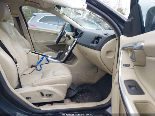 YV1612TK1F2359574 Volvo S60 T5 Premier