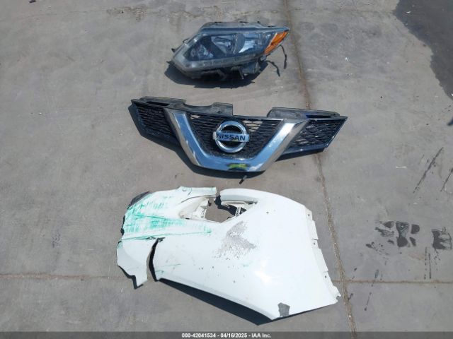 KNMAT2MV5GP721526 Nissan ROGUE SV