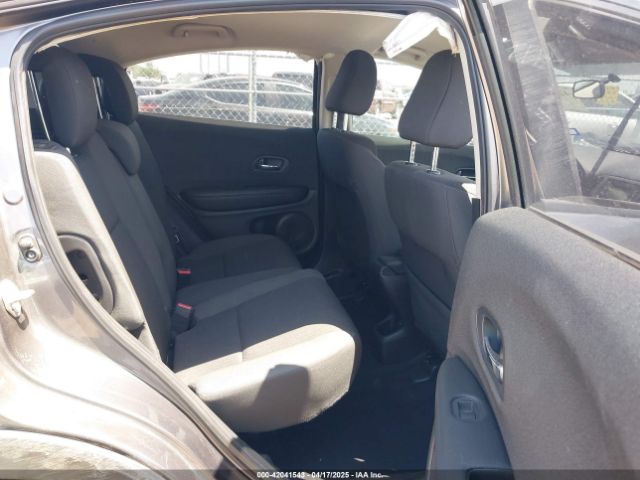 3CZRU5H39NM724775 Honda Hr-v 2wd Lx