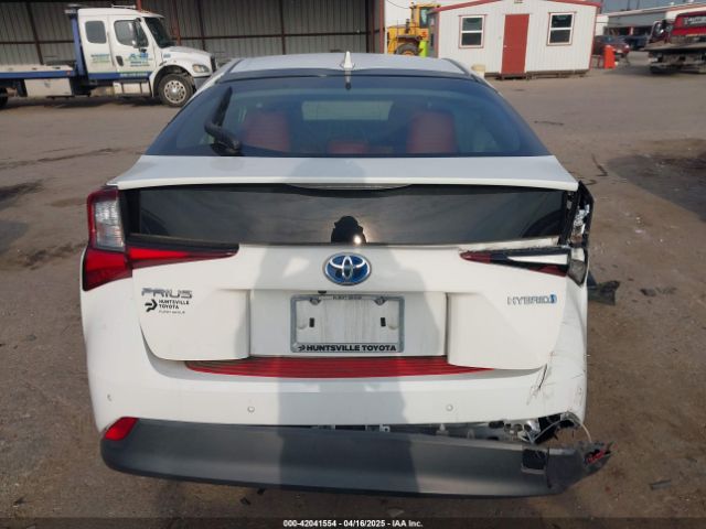JTDKARFU8K3069783 Toyota Prius Le