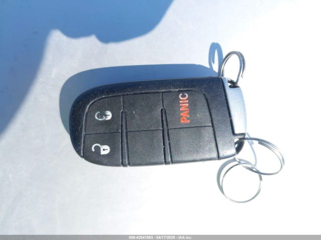 3C4PDCAB6HT608298 Dodge JOURNEY SE