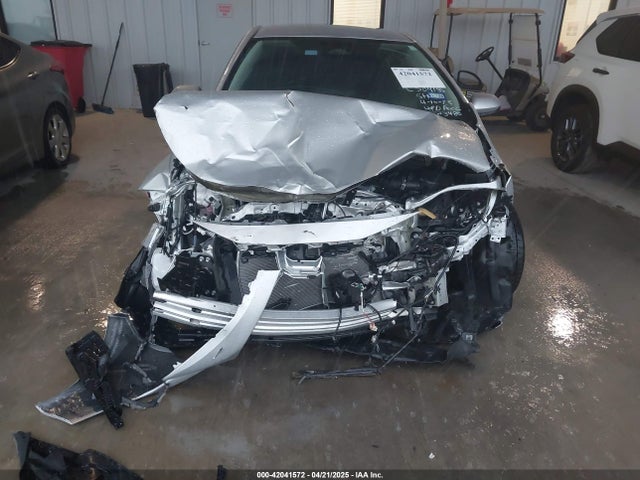 5YFB4MDE5SP253480 Toyota COROLLA LE