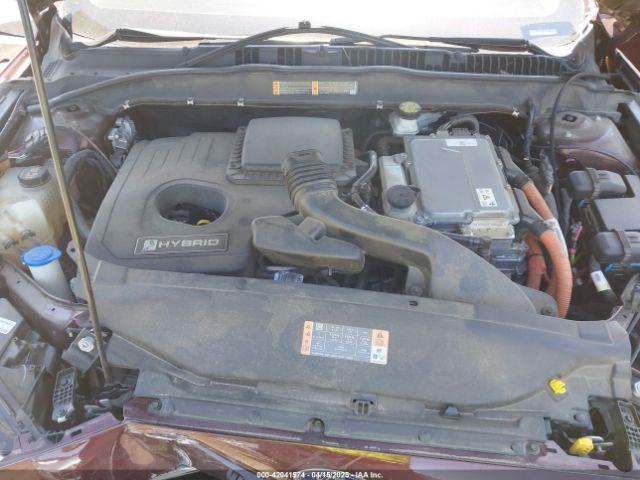 3FA6P0RU8HR321040 Ford Fusion Hybrid Titanium