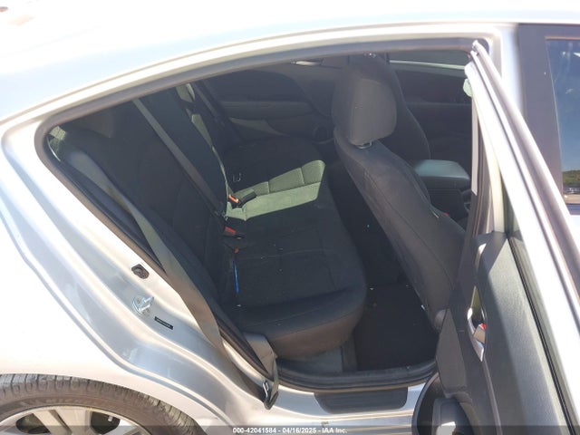 5NPD84LF1KH430188 Hyundai ELANTRA SEL