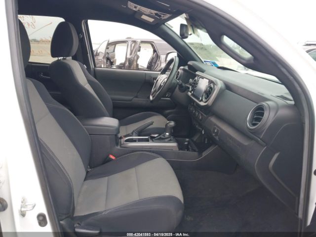 3TMCZ5AN7NM493268 Toyota Tacoma Trd Off Road