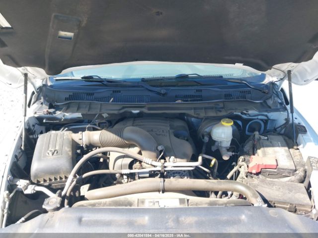 2017 RAM 1500 3C6RR6KTXHG573008 Photo 9