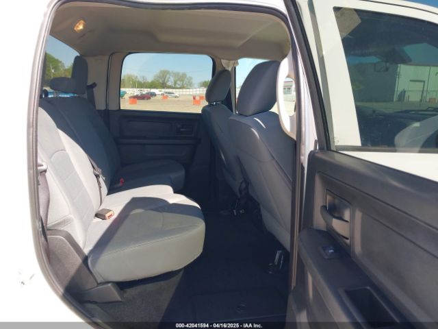 2017 RAM 1500 3C6RR6KTXHG573008 Photo 7