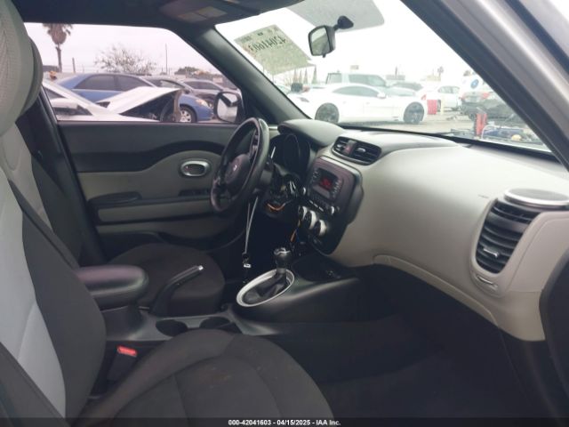 KNDJN2A26G7831604 KIA Soul