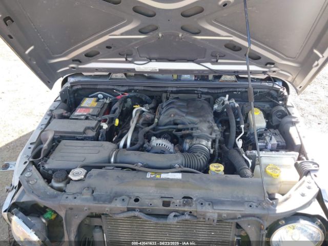 1C4BJWDG9FL722218 Jeep Wrangler Unlimited Sport
