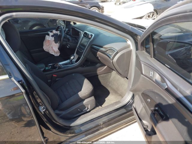 3FA6P0LU4GR204062 Ford Fusion Hybrid Se