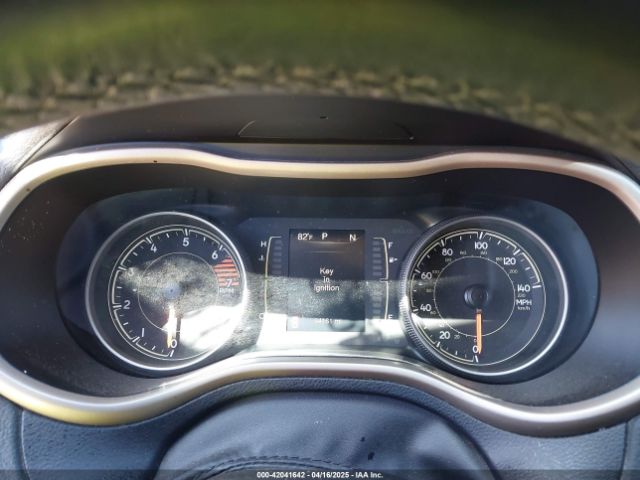 2017 JEEP CHEROKEE 1C4PJLCB4HW586821 Photo 6