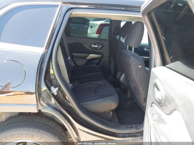 2017 JEEP CHEROKEE 1C4PJLCB4HW586821 Photo 7