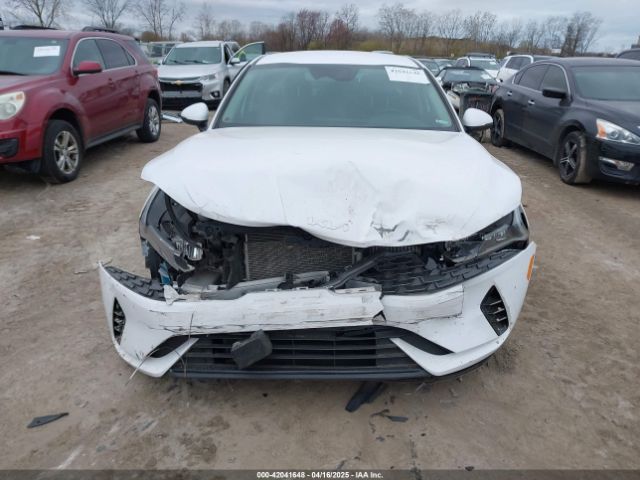 5XXG14J24PG177713 KIA K5 LXS