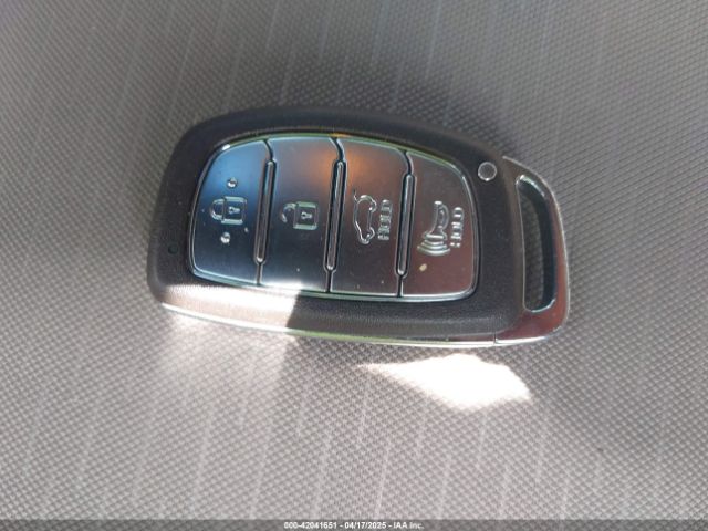 KM8J33AL5KU066119 Hyundai TUCSON SEL