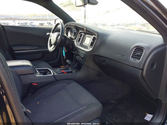 2C3CDXBG3HH517552 Dodge Charger Se Rwd
