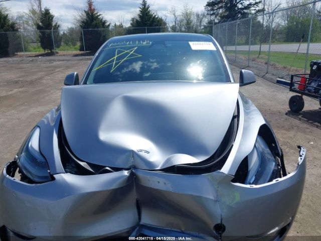 7SAYGDEE4SA341299 Tesla Model Y Long Range Dual Motor All-wheel Drive