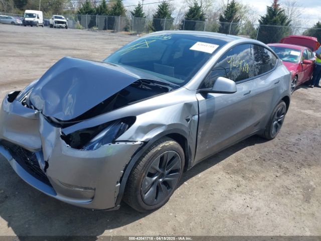 7SAYGDEE4SA341299 Tesla Model Y Long Range Dual Motor All-wheel Drive