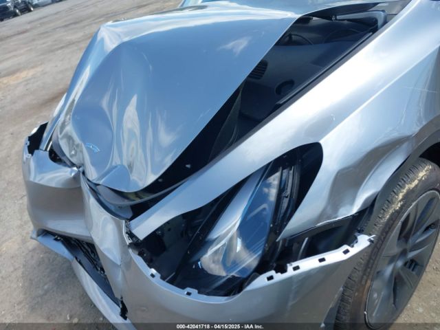 7SAYGDEE4SA341299 Tesla Model Y Long Range Dual Motor All-wheel Drive