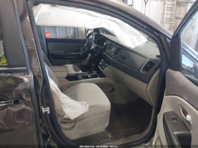 KNDMB5C17G6084760 KIA SEDONA LX