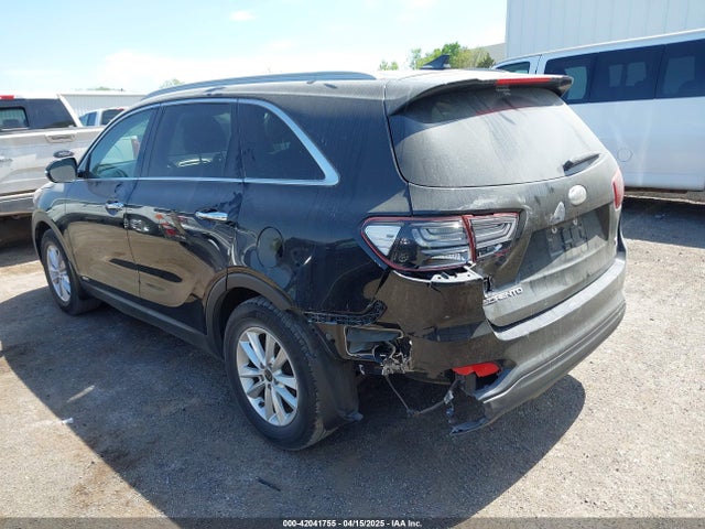 5XYPGDA32KG437294 KIA Sorento 2.4l Lx