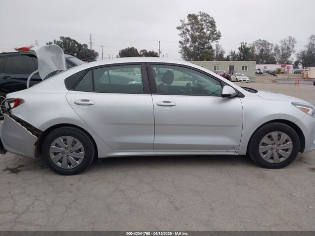 3KPA24AB2KE164642 KIA RIO S