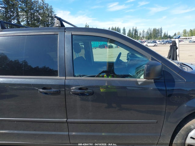 2C4RDGBG8ER379468 Dodge Grand Caravan Se