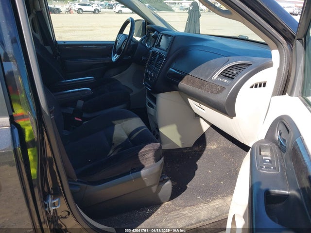2C4RDGBG8ER379468 Dodge Grand Caravan Se