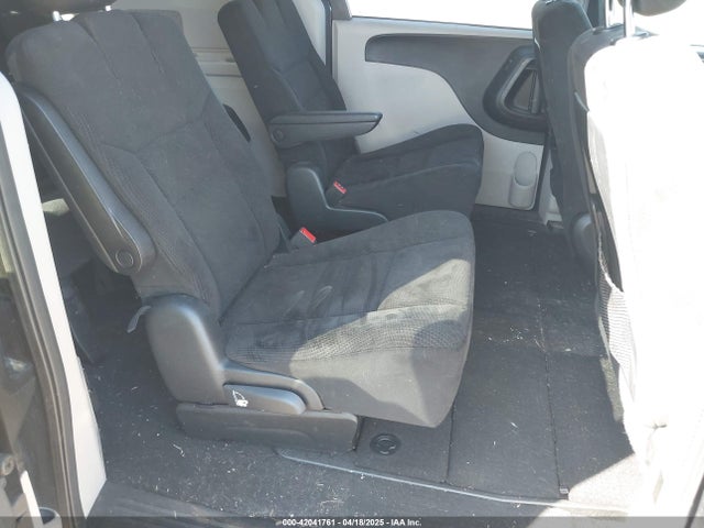 2C4RDGBG8ER379468 Dodge Grand Caravan Se