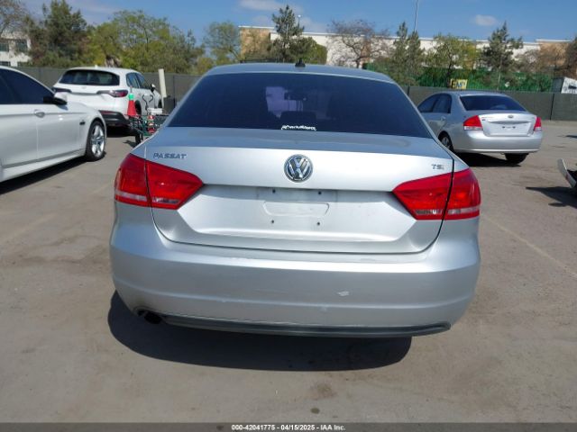1VWAT7A31FC022428 Volkswagen Passat 1.8t Wolfsburg Edition