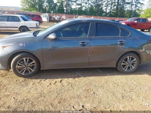3KPF24AD0NE471920 KIA Forte Lxs