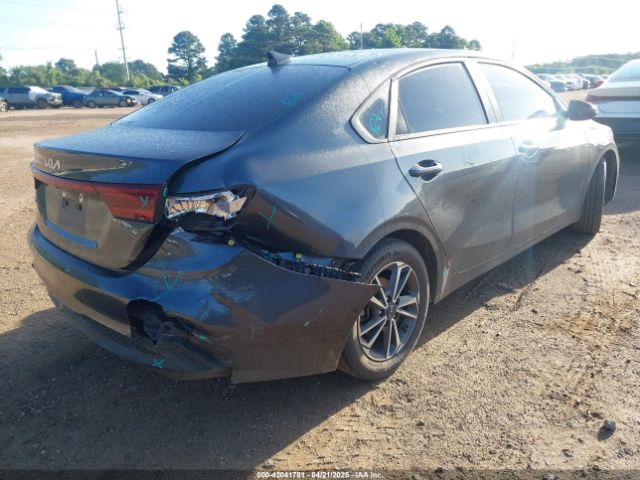 3KPF24AD0NE471920 KIA Forte Lxs