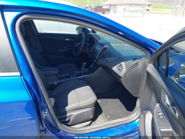 1G1BE5SM1H7109697 Chevrolet Cruze Lt Auto