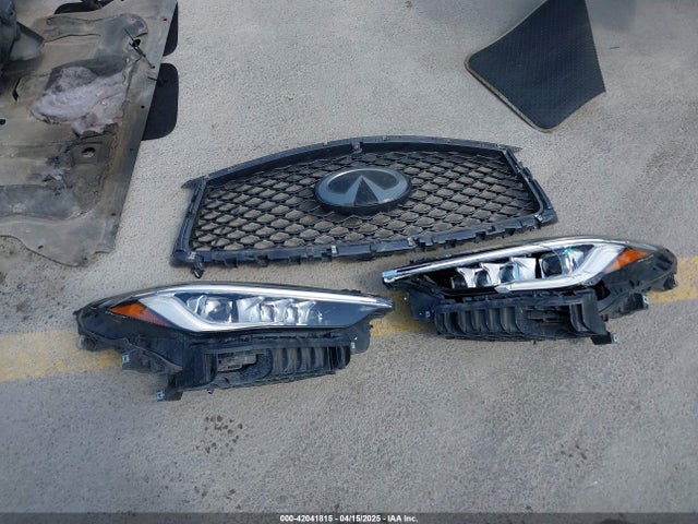 Infiniti 2019 2019 3PCAJ5M14KF104397 Image 12