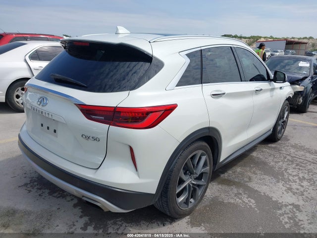 Infiniti 2019 2019 3PCAJ5M14KF104397 Image 4