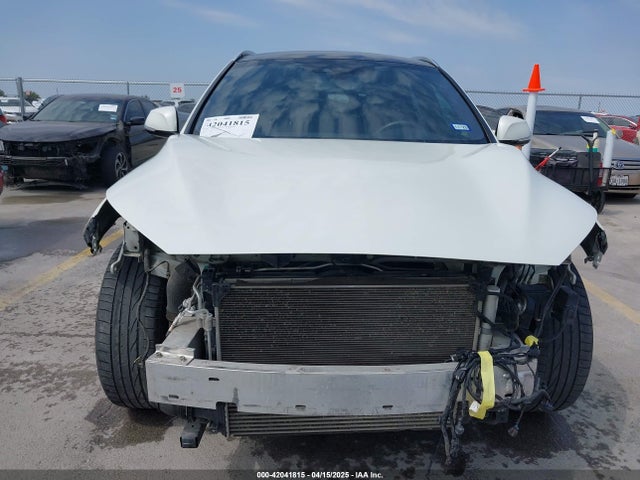 Infiniti 2019 2019 3PCAJ5M14KF104397 Image 6