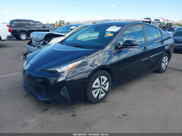JTDKARFUXH3040763 Toyota Prius Four