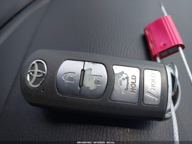 3MYDLBYV3JY325173 Toyota YARIS IA