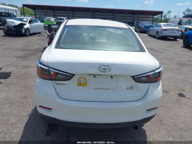 3MYDLBYV3JY325173 Toyota YARIS IA