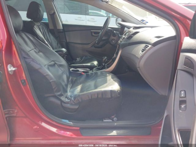 5NPDH4AE8FH580153 Hyundai ELANTRA SE